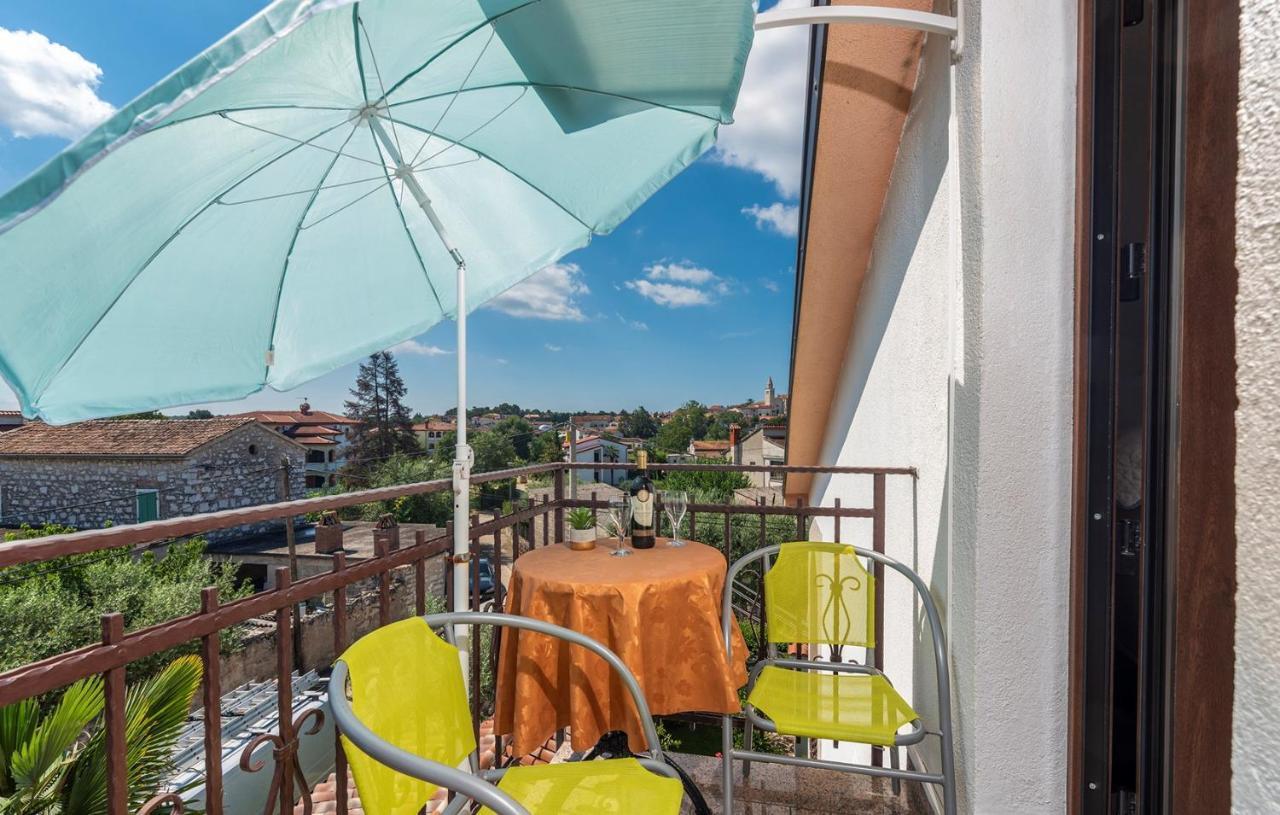 Apartment Vilma Funtana Buitenkant foto